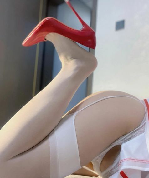 欧美时装走秀夏装_1080完整视频观看