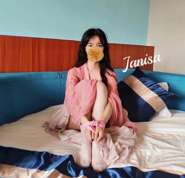 欧美三人双渗透_720电影在线观看
